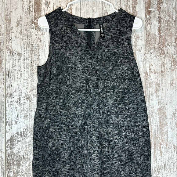 Athleta Topanga Printed Jumpsuit Snakeskin Tie Waist Womens Sz S - Picture 5 of 5